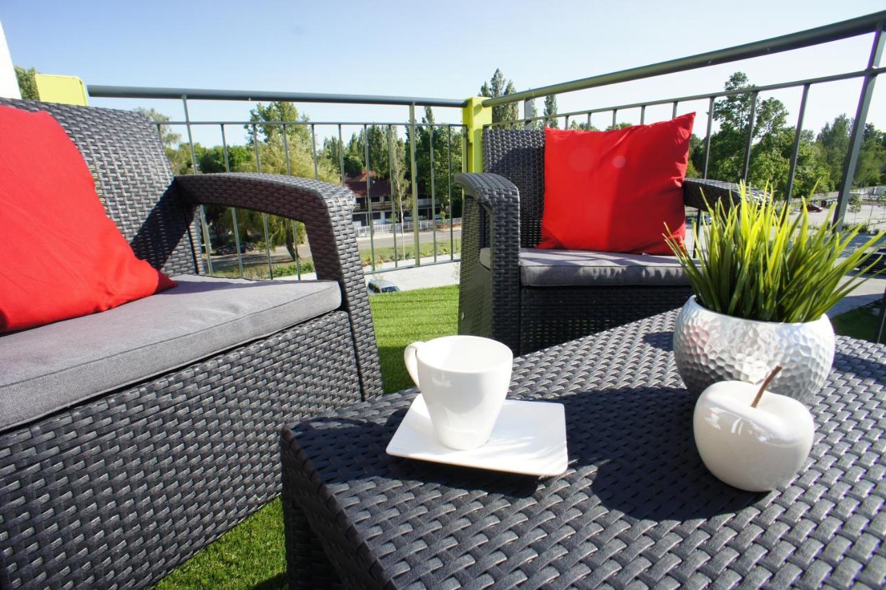 Silver Beach 301 Apartman Siofok Apartment Exterior photo